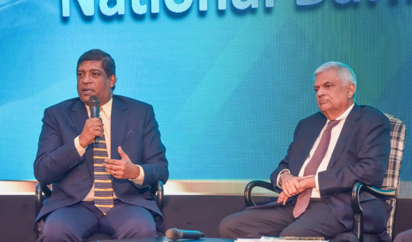 රට තුළ නව ආර්ථික ක්‍රමයක් මෙන්ම නව දේශපාලන ක්‍රමයක් ද නිර්මාණය විය යුතුයි